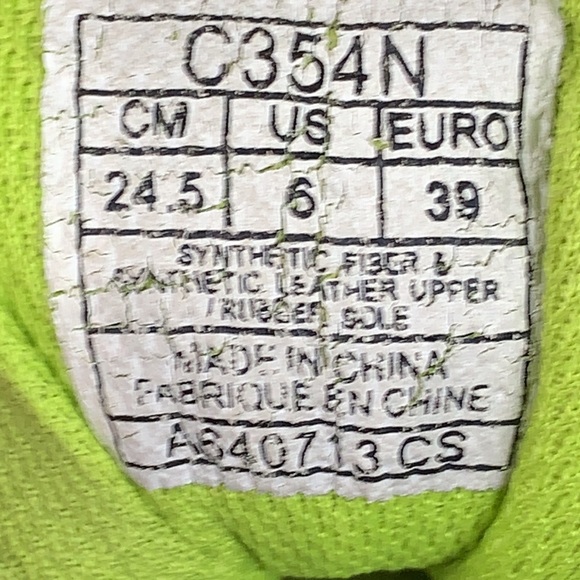 ASICS “GT 1000 2” blue & yellow running shoe sz 6 - Picture 13 of 14